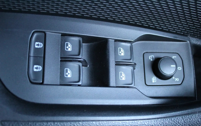 Skoda Octavia cena 112900 przebieg: 61355, rok produkcji 2021 z Żory małe 704